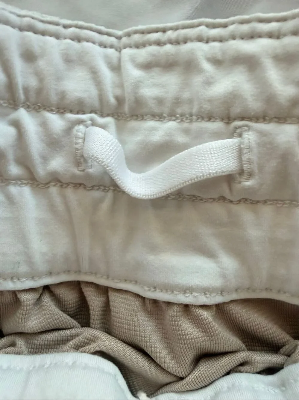 Lululemon White Athletic Running Shorts High-Rise Performance Women's Size 6